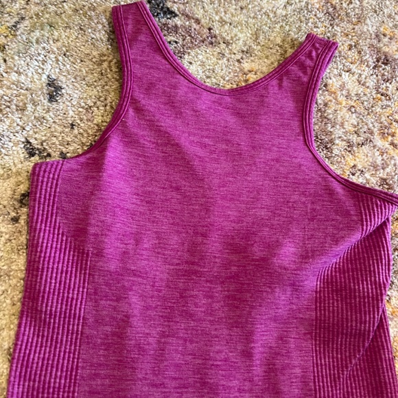 Lululemon Tank - Picture 2 of 4